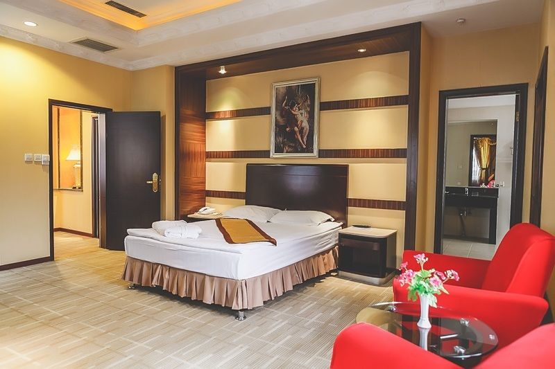 Renion Hills Hotel Алмати Екстер'єр фото