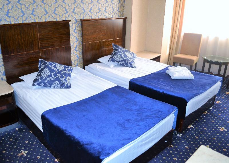 Renion Hills Hotel Алмати Екстер'єр фото